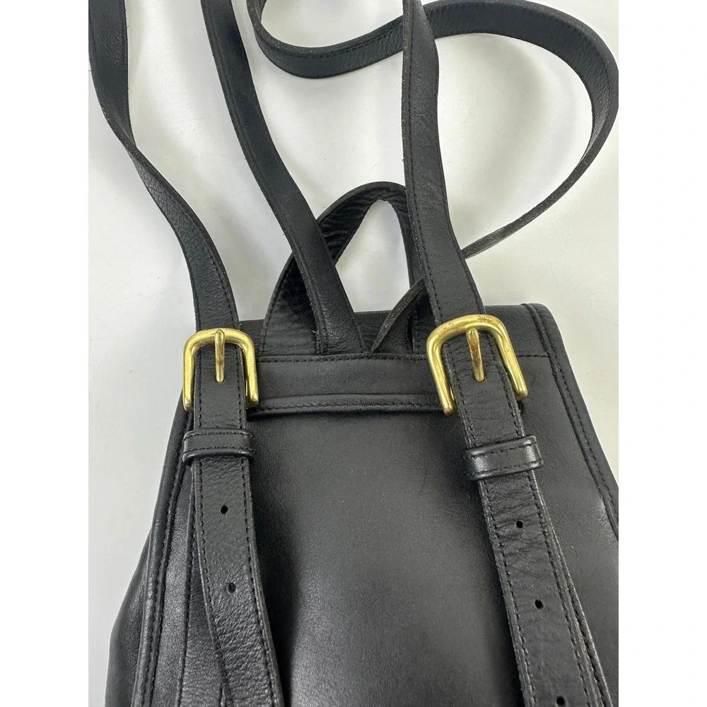 Coach Vintage Leather Mini Backpack 9960 Black Turnlock Flap Buckles Small 90s